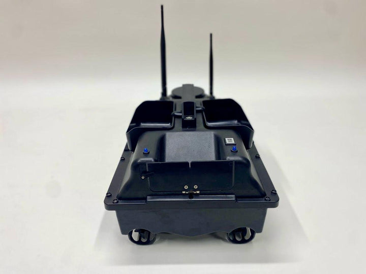 Flytec D8 GPS Bait Boat with 3 Hoppers & Fish Finder (Lucky FF918-C)